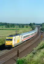 101 001  Rama  mit IC 2305 (Hamburg–K�ln–Frankfurt) am 09.09.2004 zwischen Maschen und Jesteburg