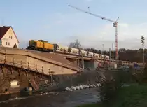 V 180.13 (92 80 1203 158-1 D-SGL) hatte am 29.10.14 Einsatz zum Schottern am neuen Hatlepunkt Plauen/V. Mitte.