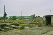 Das ehem.Bw Gera Blick vom Schuppen1 zum Schuppen 2 2004