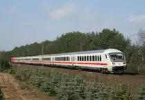 IC 2373 (Stralsund Hbf–Karlsruhe Hbf) am 22.03.2011 zwischen Bienenb�ttel und Bad Bevensen