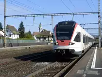 SBB - Triebzug RABe 523 024-0 im Bahnhof Rupperswil am 26.10.2014