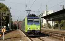 Re 485 019-4 mit dem DGS 43629 (Freiburg(Brsg) Gbf-Novara) in Freiburg Hbf 28.9.14
