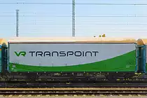 Schiebeplanenwagen der VR Transpoint,Typ Hbikk am Bahnhof Kemi.Bild vom 22.7.2014