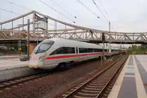 Der Tz 1111 „Hansestadt Wismar“ fährt am 28.09.2014 in die Hansestadt Stralsund.
Der ICE 1606 aus München verlässt den Bahnhof Berlin Gesundbrunnen.
