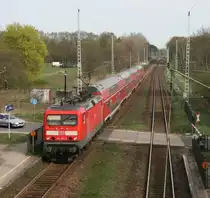 114 024 mit RE 18307 (Stralsund Hbf–Elsterwerda) am 11.04.2011 in Dabendorf