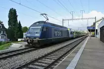 Re 465 002-4 mit 4 L�tschbergern (RABe 535 115+121+104+117) als Messzug (B�gelmessfahrt) bei Durchfahrt in Solothurn West, 02.10.2014.