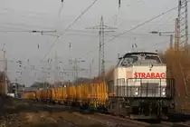 Strabag 203 166 am 3.12.13 mit einem Res Wagenzug in Ratingen-Lintorf.