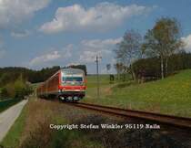 Idyll in Oberfranken zwischen Marxgr�n und Naila. Am 01.Mai 2005 f�hrt eine 628er Doppelgarnitur Richtung Naila mit Ziel Hof durch den  Fr�hling. An diesem Tag sind die Z�ge wg. des Fr�hlingsjahrmarktes in Bad Steben verst�rkt. Ein Motiv aus meiner Sammlung....