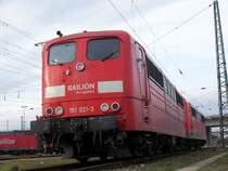 151 021 am 16.12.06 in Mannheim Rangierbahnhof.