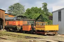 463816 (ex-SNCF) der Chemin de fer touristique du Haut Quercy auf Bahnhof Martel am 29-6-2014.