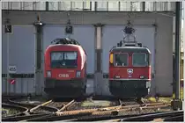1116 163 und 11148 vor dem Lokdepot Buchs SG. (19.11.2014)