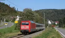 101 123-8 mit dem IC 183 (Stuttgart Hbf-Zürich HB) bei Altoberndorf 14.10.14