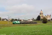Lok 21 mit Zuckerrübenzug am 15.10.2014 beim Château de Vufflens.