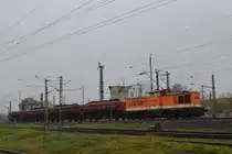 Locon 201 211-0 mit Abraum der Bahnsteigerneuerung vom Hbf Leipzig gesehen vom Tag der Offenen Tür  5 Jahre Ice Werk Leipzig  Werksgelände 19.11.2014 