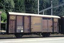 RhB - Gb 5918 am 25.06.1994 in Reichenau - Gedeckter G�terwagen 2-achsig mit 1 offenen Plattform - Baujahr 1962 - FC - Gewicht 7,25t - Zuladung 15,00t - L�P 8,44m - zul�ssige Geschwindigkeit Aufkleber 70 km/h - �2=26.02.1987 - Lebenslauf: ex K� 5918 - 1969 Gb 5918 - 06/1995 Lb 7801 - Hinweis: gescanntes Dia.
