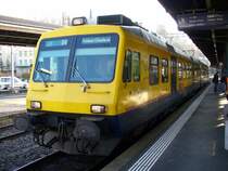 Steuerwagen Bt 50 85 29-35 931-9 mit Triebwagen RBDe 4/4 560 131-5( Le Train des Vignes ) im SBB Bahnhof von Vevey am 31.12.2006