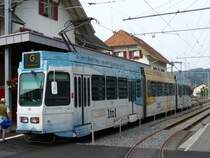 Be 4/8  81 mit Vollwerbung f�r einen Berner Strommerzeuger im Bahnhof von Worb am 10.09.2006