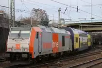 HVLE 246 010 schiebt am 17.1.14 einen Metronom aus Hamburg-Harburg raus in Richtung Cuxhaven.