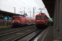 114 002-9 mit der RB32 (RB 17568) von Stendal nach Salzwedel und 112 170 mit dem RE20 (RE 17631) von Uelzen nach Halle(Saale)Hbf in Stendal. 20.12.2014