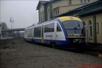 Ein NOB Desiro verl�sst Heide im Februar 2003 in Richtung Husum.