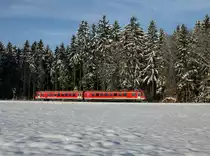 Der 628 628 als RB nach Burghausen am 02.01.2015 unterwegs bei Pirach.