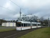 Neujahrsfahrt in Braunschweig. Die erste Straßenbahn verlässt die Lincolnsiedlung und bringt die Fahrgäste zurück zum Hauptbahnhof, die zweite folgt eine halbe Stunde später. 1.4.2014