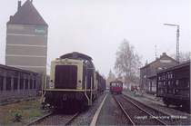 1985: Das Hofheimerle Hassfurt-Hofheim ist noch in Betrieb und hat sogar noch Gterverkehr. Dank des hervorragenden Engagements der rtlichen Komunalpolitik konnte ja bald darauf diese Bahnlinie endlich getilgt und ausgelscht werden....Abdruckerlaubnis bei mir...

