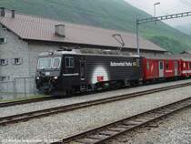 MGB HGe 4/4 II 106  Werbelok Autoverlad Furka  am 06.06.2003 in Realp