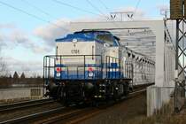 1701 fhrt von Stendal nach Hagenow hier vor Wittenberge ber die Elbe. 25.01.2007