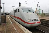 Bild 006:
Am 19.11.2014 war der ICE-Tz 0120  Lüneburg  als ICE 1028 von Nürnberg nach Hamburg unterwegs! Hier zu sehen ist der  zählende Kopf  401 019-5 beim Halt in Dortmund Hbf