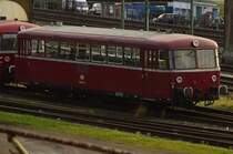 Auf dem Gelände der Kasbachtalbahn steht der 798 760-5 abgestellt.
18.1.2015