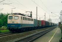 150 025 mit G�terzug Richtung Bremen am 19.06.1993 in Twistringen