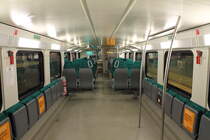 Innenansicht des Untergeschosses des ODEG KISS 445 105 am 30.01.2014 in Berlin Hauptbahnhof.
Der Triebzug wartet noch über eine Stunde  auf seine letzte Fahrt als RE 79539 von Berlin Hbf nach Jüterbog.
