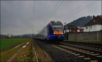428 051 ist am 28.01.15 als Linie R5 in Richtung Kassel bei Ludwigsau-Friedlos zu sehen.