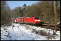 DB 146104 überquert mit RE 9 nach Bremerhaven am 4.2.2015 um 10.43 Uhr das Wiehengebirge bei Ostercappeln.