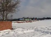 182 912 mit einem Containerzug am 05.02.15 an der Schöpsdrehe bei Plauen/V.