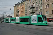 Be 6/8 Combino 301 auf der Linie 6 mit einer Teilwerbung für Catcha Car an der Haltestelle Morgartenring. Die Aufnahme stammt vom 04.02.2015.