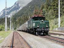 Der Sonderzug des Verein 1020 042-6 zum Dampflokfest in Selzthal,bei einem Fotohalt in Wald/a.Arlberg am 07.06.03
