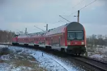 DABbuzfa 760 mit dem RE 18313 nach Elsterwerda. Aufgenommen  Große Kurve  bei Großbeeren, 05.02.2015.
