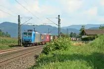 185 515-4 mit dem 40140 auf dem Weg in Richtung Norden am Nachmittag des 01.08.14 n�rdlich von Kollmarsreute.