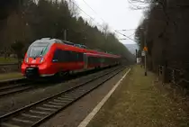 Eine Hamsterbacke 442 703  DB fährt als RB82 von Koblenz-Hbf nach Trier-Hbf und fährt in Sehlem ein in Richtung Trier. 
Bei Wolken am Kalten Mittag vom 16.2.2015.