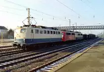 150 108 mit G�terzug Richtung Maschen am 30.01.1996 in Buchholz (Nordheide)