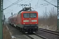 BR 112 (112 186) zieht am 06.02.2015 den RE 18347 (RE 3) nach Wünsdorf-Waldstadt. Aufgenommen bei der Durchfahrt Großbeeren.
