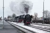 012 066-7 + 212 249-7 (Clärchen) Einfahrt Buchloe(Allgäu)am 4.03.2015 
Gotthardfahrt vom 4.03.2015-8.03.2015
(Mehrtagesfahrt mit der Dampflok über den Gotthard nach Locarno an den Laggo Maggiore) Ab August 2015 ist es nicht mehr möglich mit einer Dampflok ohne Vorspann einer modernen E-Lok über die Gotthardbahn zu fahren, denn ab August greift die neue Signaltechnik auf der Gotthardbahn und diese neue Technik ist bei einer Dampflok nicht nachzurüsten. Somit ist es die letzte Möglichkeit mit einem Dampfzug alleine über den Gotthard zu fahren.