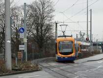 RNV Bombardier Variobahn 5762 und 4134 befahren gerade die OEG Strecke am Heidelberger Hbf am 27.02.15 