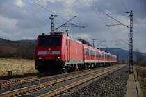146 241-5 als RE nach Frankfurt/M. bei Harrbach am 25.02.15 unterwegs.