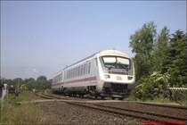 Am Zugschluss hatte IC 2574  Sylter Strand , Dresden-Westerland(Sylt) 
am 15.Juni 2003 einen IC Steuerwagen. Hier bei der Durchfahrt in St.Michaaelisdonn.