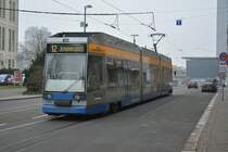 Niederflurstraßenbahn  1150  auf der Linie 12 zum Johannisplatz. Aufgenommen am 18.02.2015, Leipzig Goethestraße.
