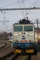E 162 011-1 abfahrbereit vor dem Schnellzug nach Kolin, der den Fotgrafen bis Litomerice Mesto bringen wird. Usti nad labem zapad, 07.03.2014 10:39 Uhr.