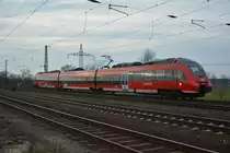 BR 442 (442 131 / 442 631) fährt am 07.03.2015 auf der RB 28823 nach Potsdam Hauptbahnhof. Aufgenommen bei der Einfahrt in den Bahnhof Saarmund.
